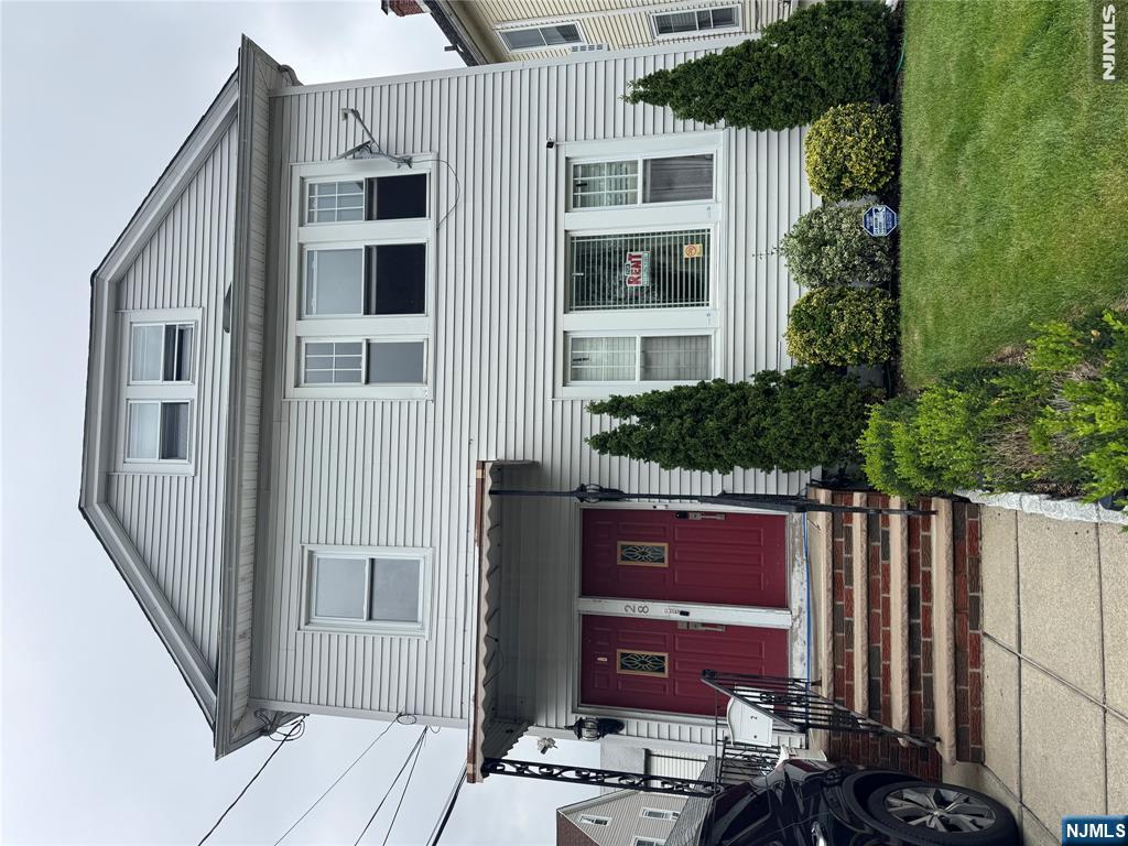 28 Onyx Court 1st Property Photo 1