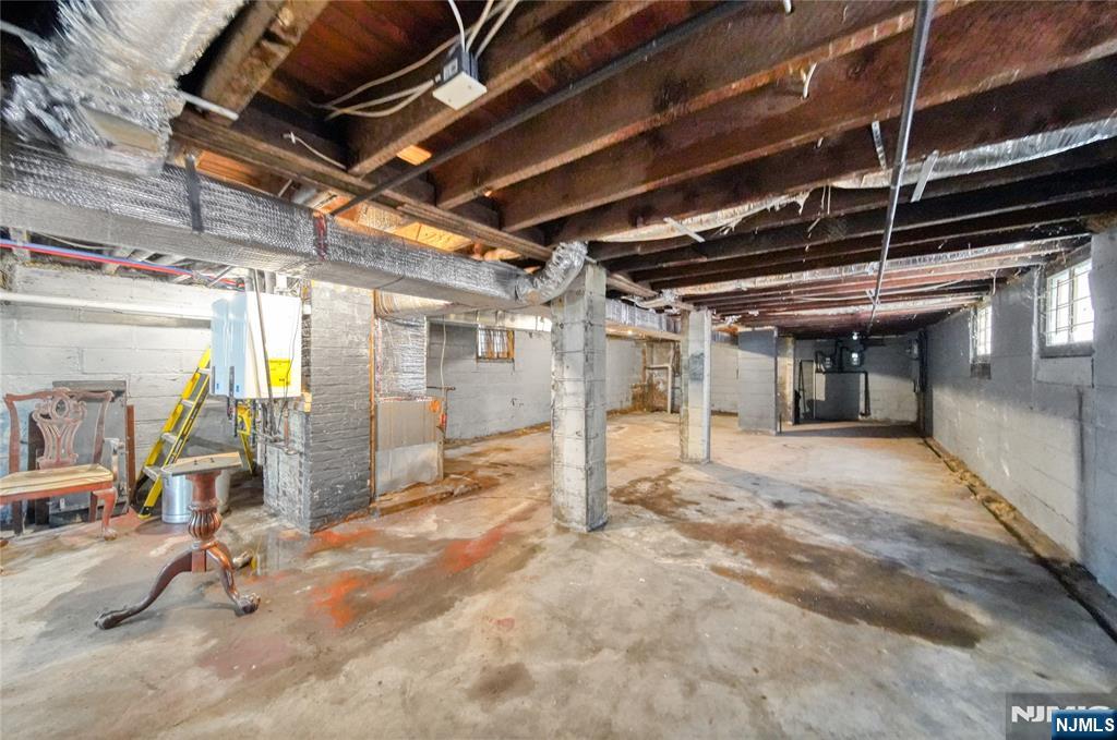 18 Ellis Avenue Property Photo 16