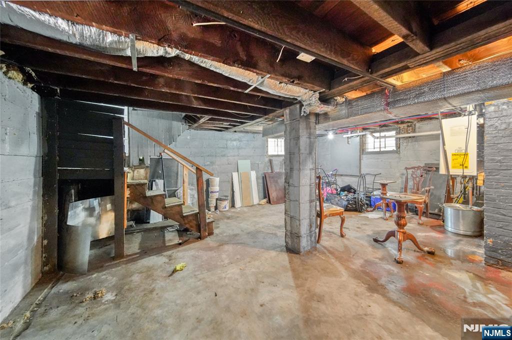 18 Ellis Avenue Property Photo 17