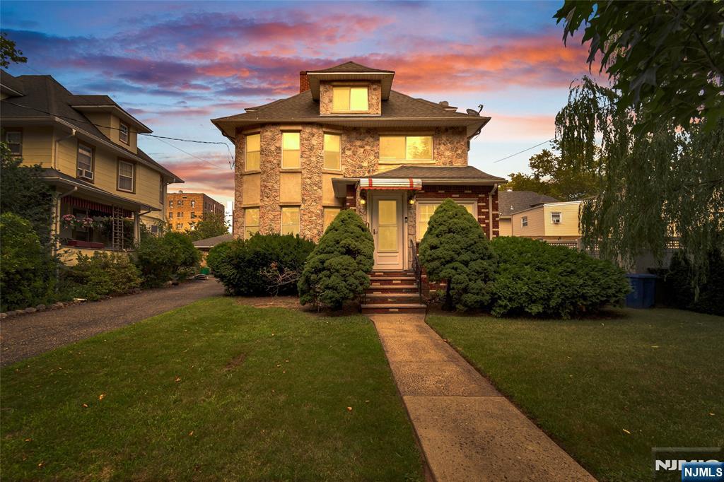 90 Cedar Street Property Photo 1