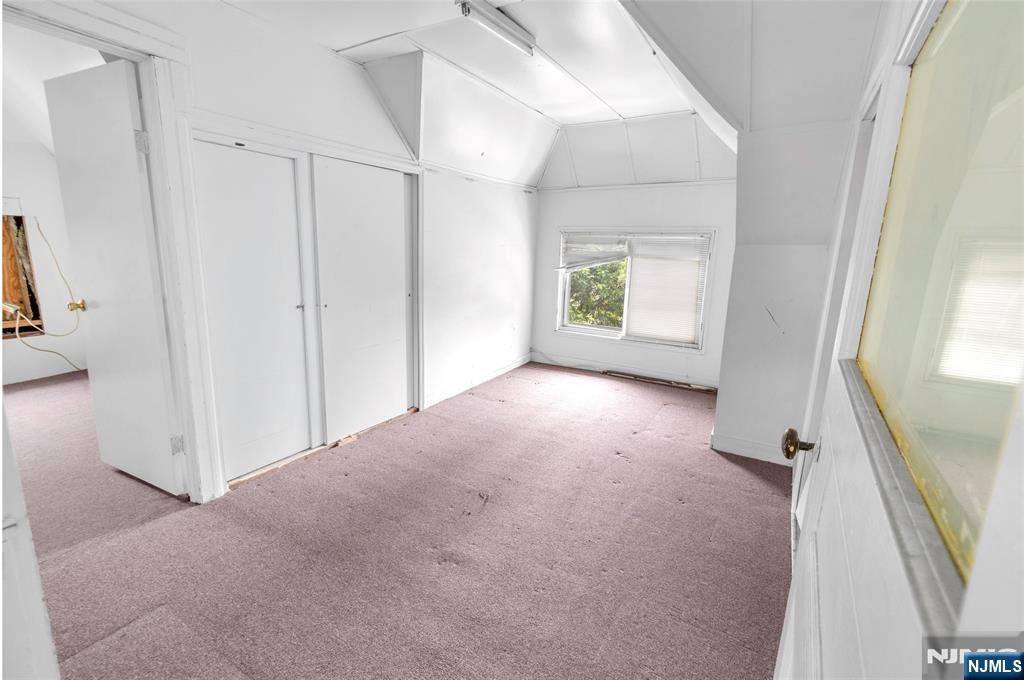 90 Cedar Street Property Photo 22