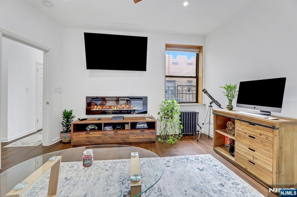 755 Anderson Avenue 5i Property Photo 12