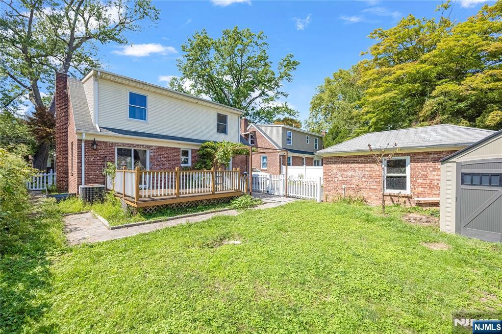 59 Colonial Parkway Property Photo 28