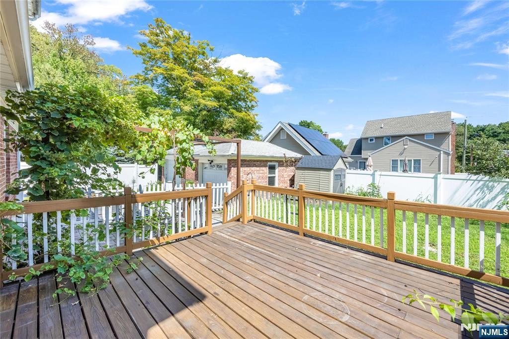 59 Colonial Parkway Property Photo 30