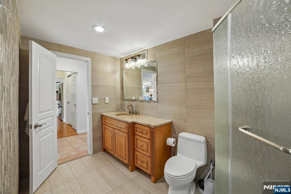 1055 River Road 312 Property Photo 15