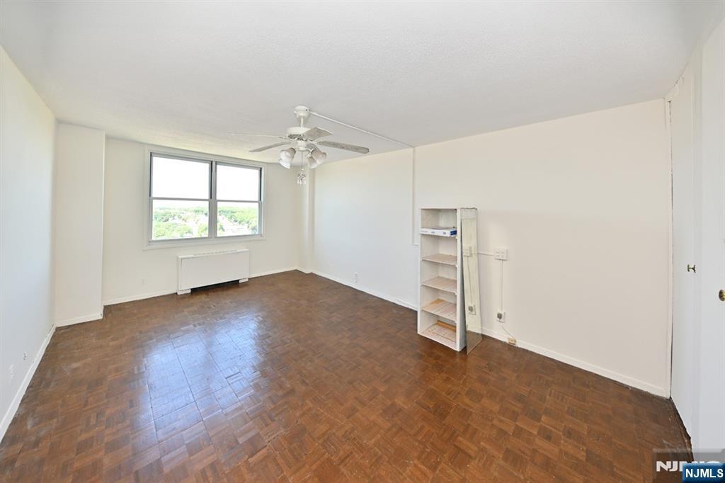 2200 N Central Road 14t Property Photo 15