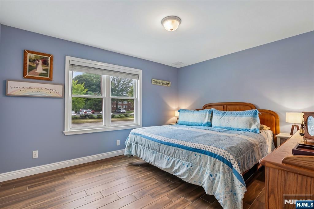 114 Hobart Avenue Property Photo 14