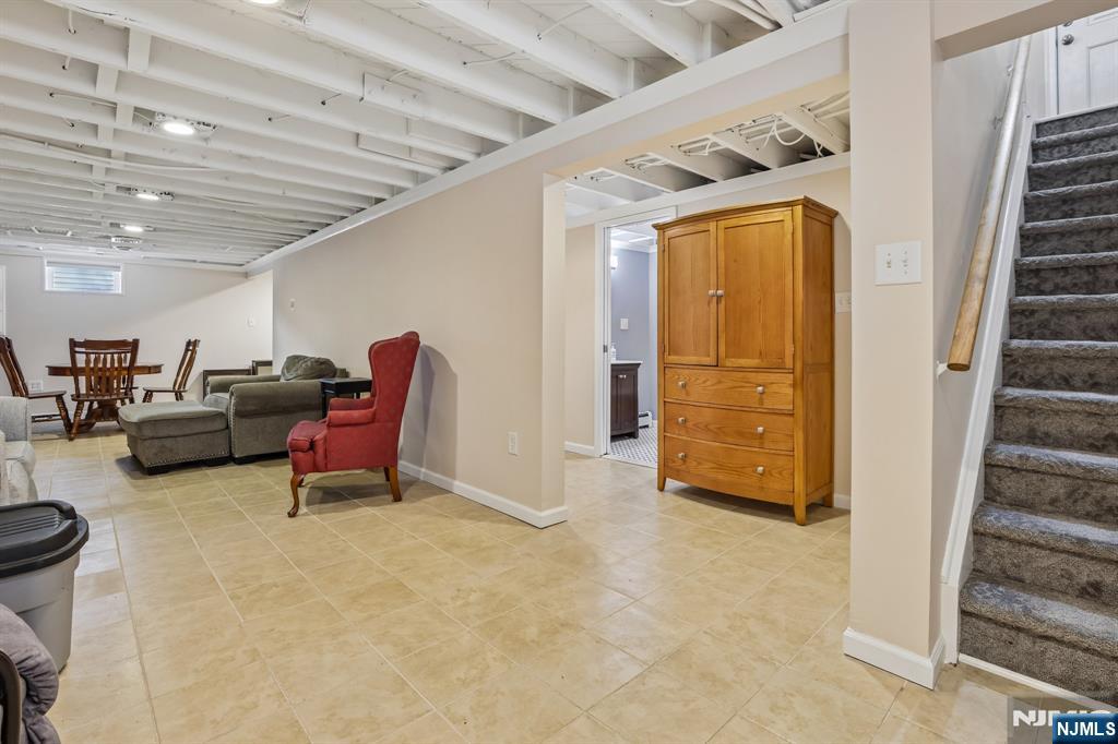 114 Hobart Avenue Property Photo 20