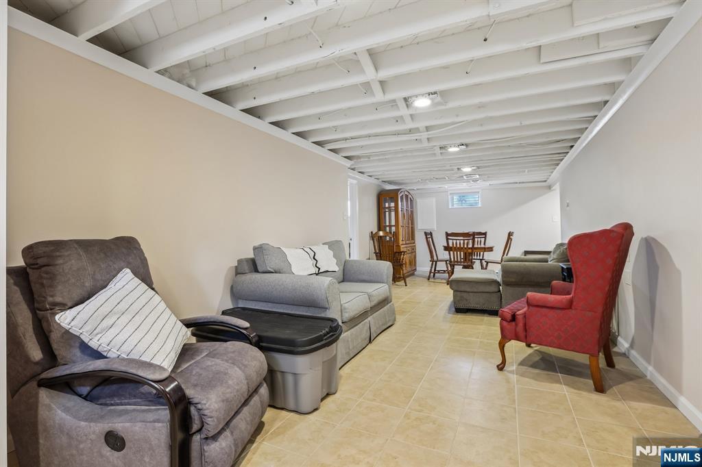 114 Hobart Avenue Property Photo 21