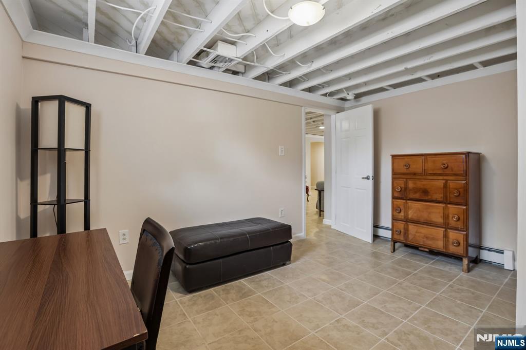 114 Hobart Avenue Property Photo 28