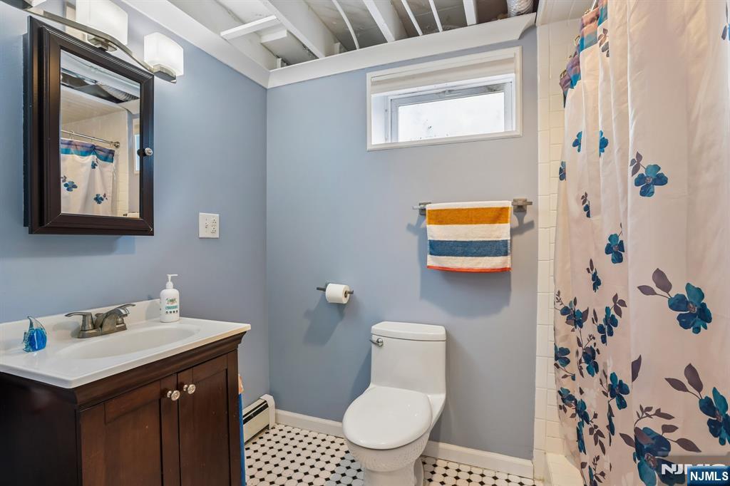 114 Hobart Avenue Property Photo 29