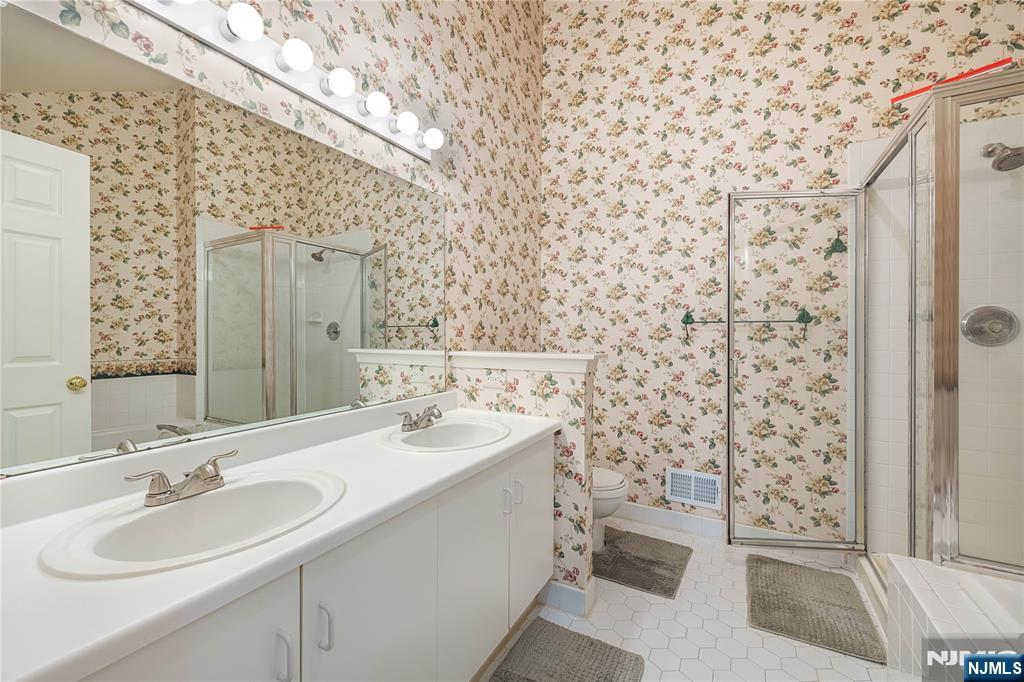 1148 Stafford Street Property Photo 15
