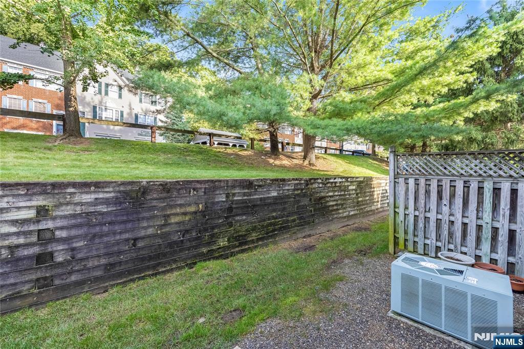 1148 Stafford Street Property Photo 24