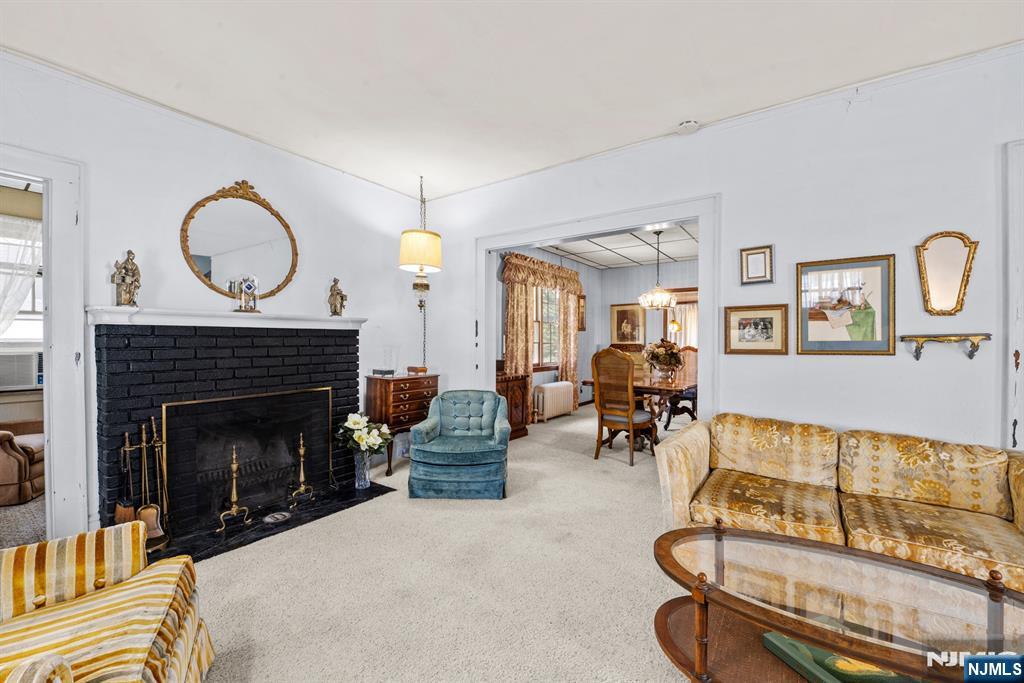 20 Woodside Terrace Property Photo 2