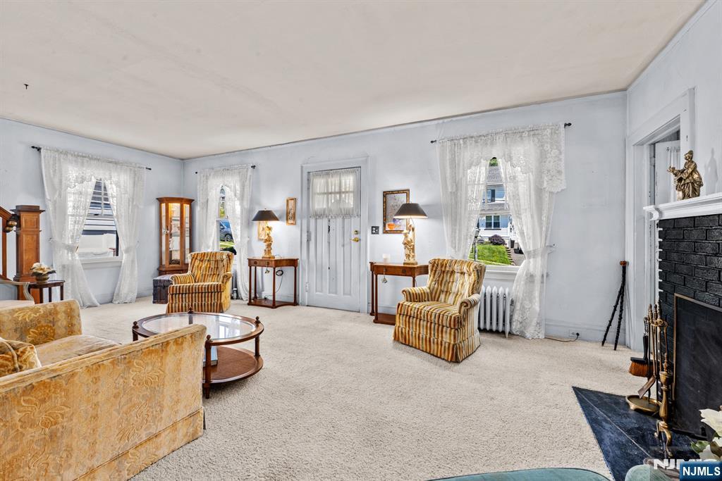 20 Woodside Terrace Property Photo 10