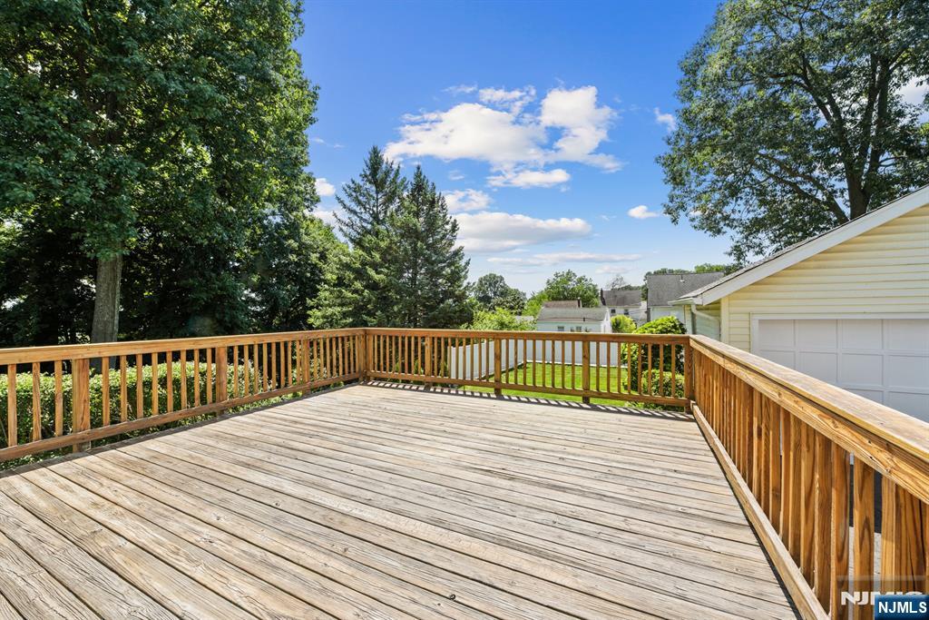 20 Woodside Terrace Property Photo 33