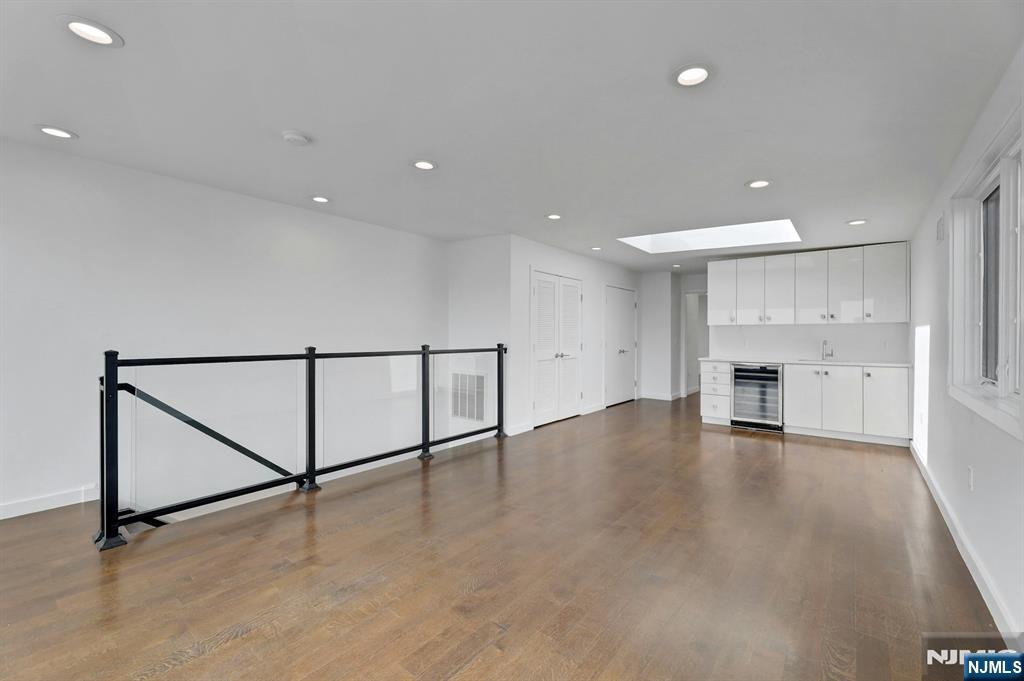 712 Undercliff Avenue Property Photo 41