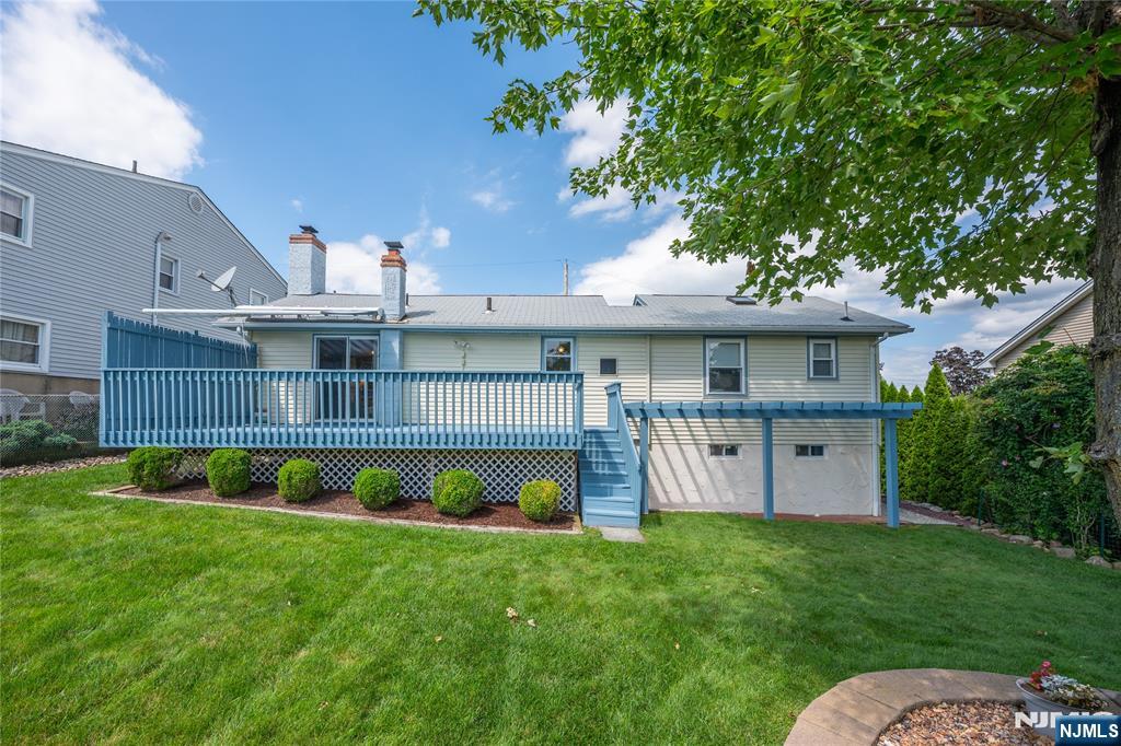 7 Oswego Avenue Property Photo 5