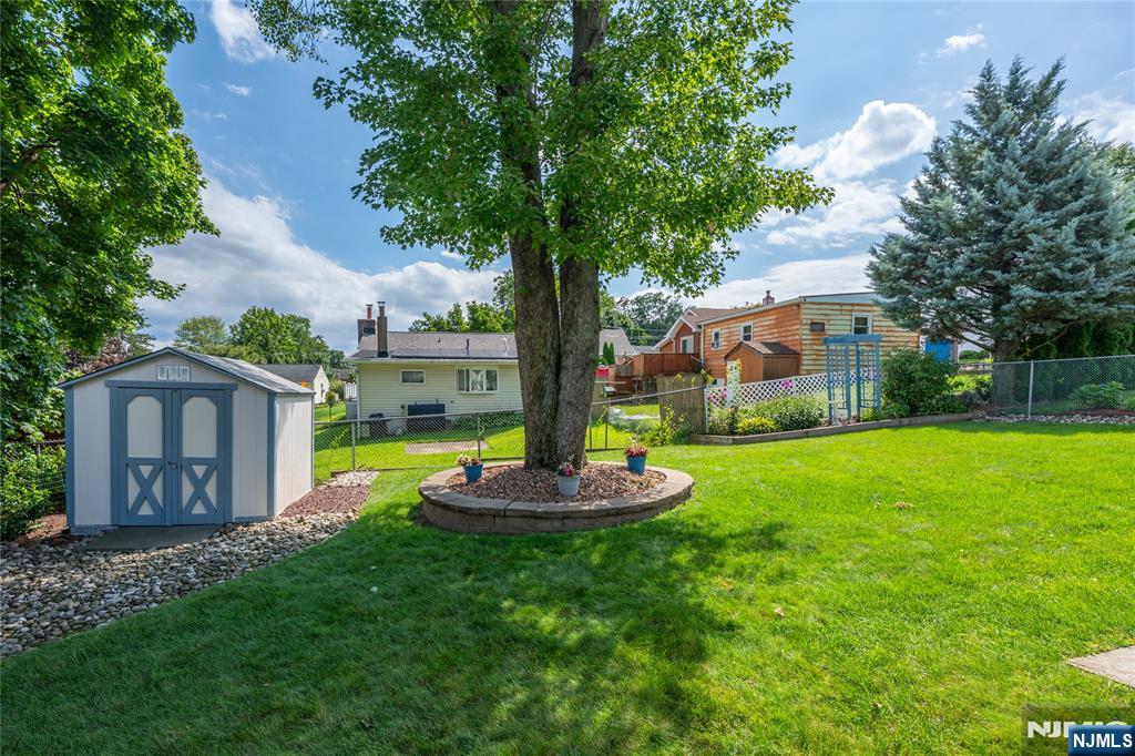 7 Oswego Avenue Property Photo 8