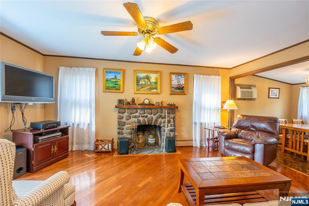 7 Oswego Avenue Property Photo 21