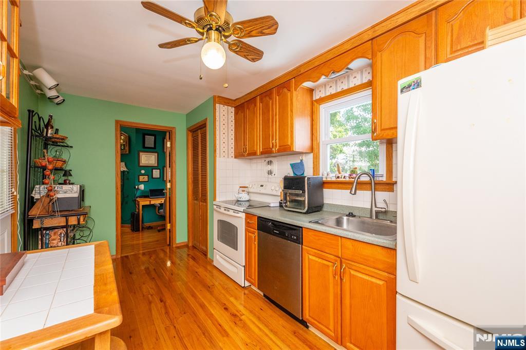 7 Oswego Avenue Property Photo 24