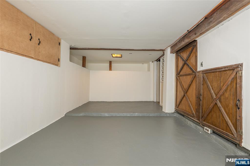 7 Oswego Avenue Property Photo 33