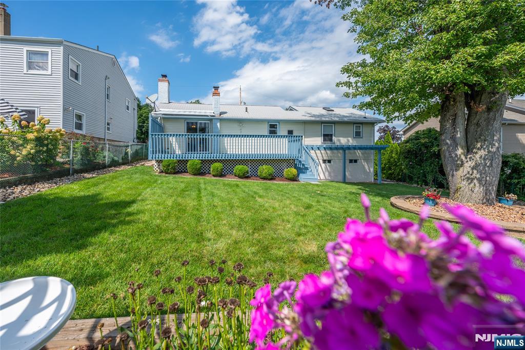7 Oswego Avenue Property Photo 38