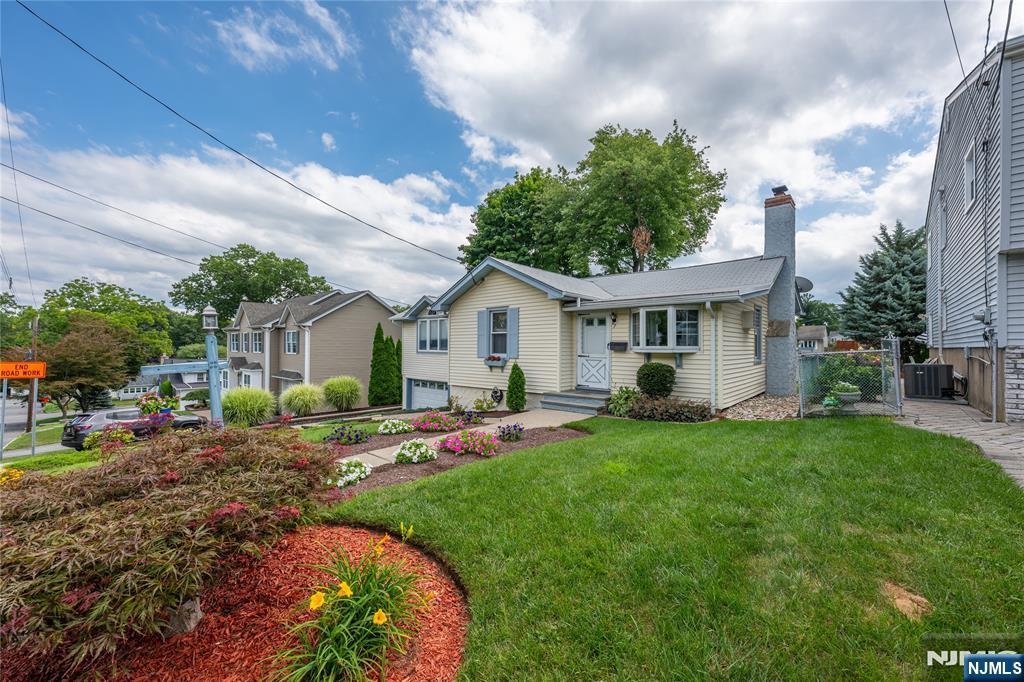7 Oswego Avenue Property Photo 42