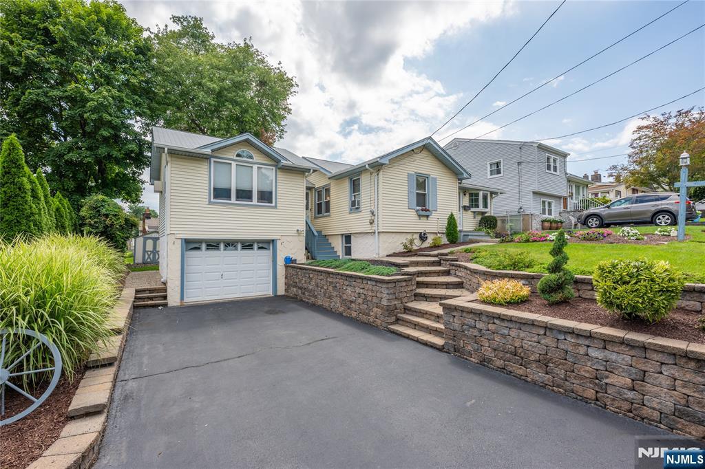 7 Oswego Avenue Property Photo 46