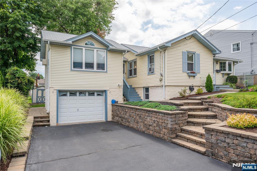 7 Oswego Avenue Property Photo 47