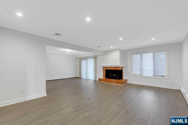 109 E Palisade Avenue 2 Property Photo 12