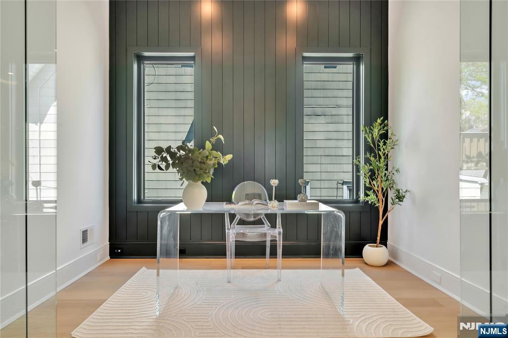 1077 Abbott Boulevard Property Photo 13