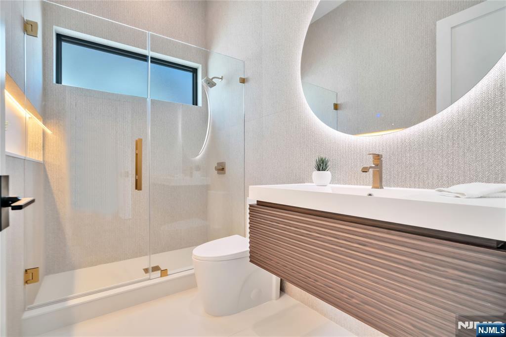 1077 Abbott Boulevard Property Photo 15