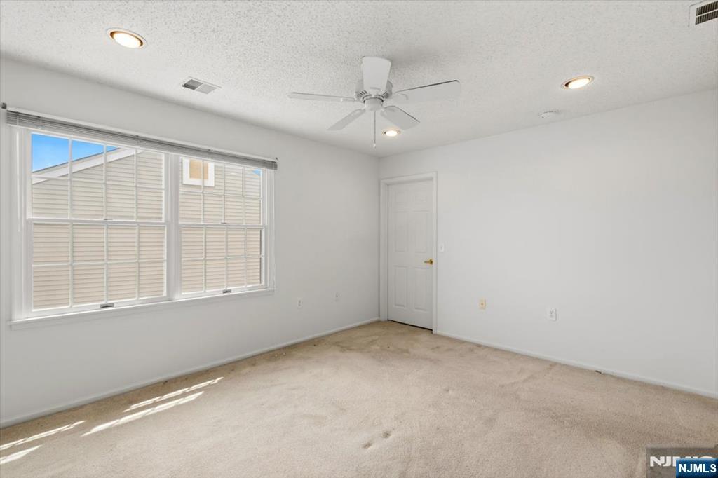 66 Harwood Road Property Photo 15