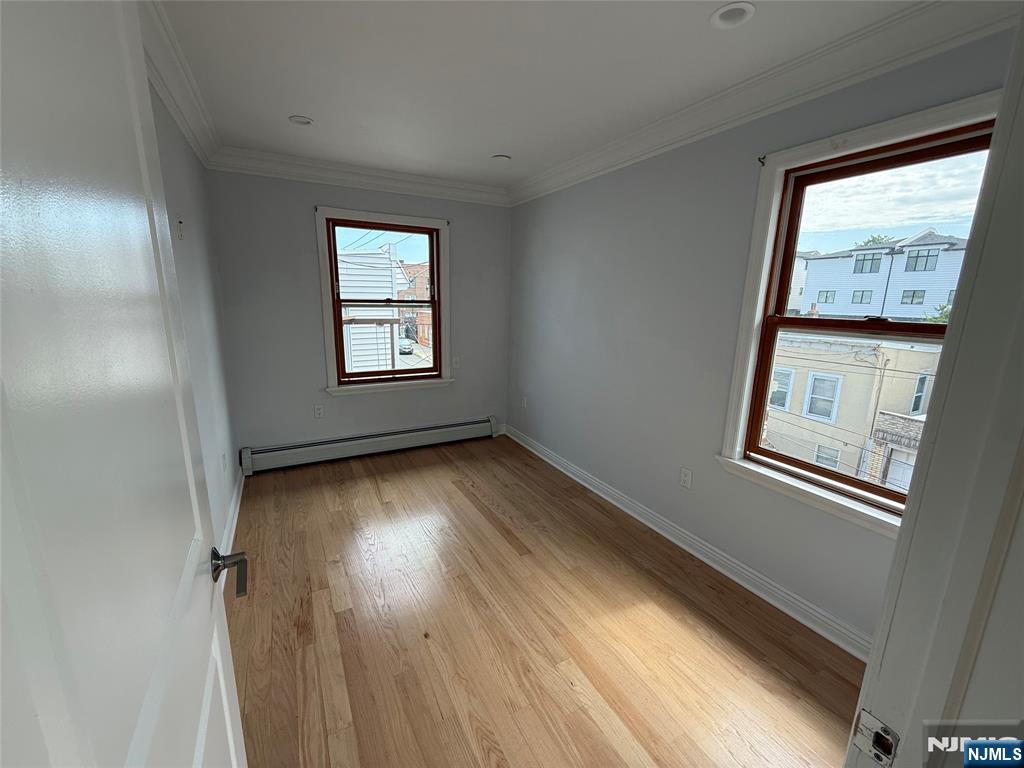 307 9th Street 3b Property Photo 10
