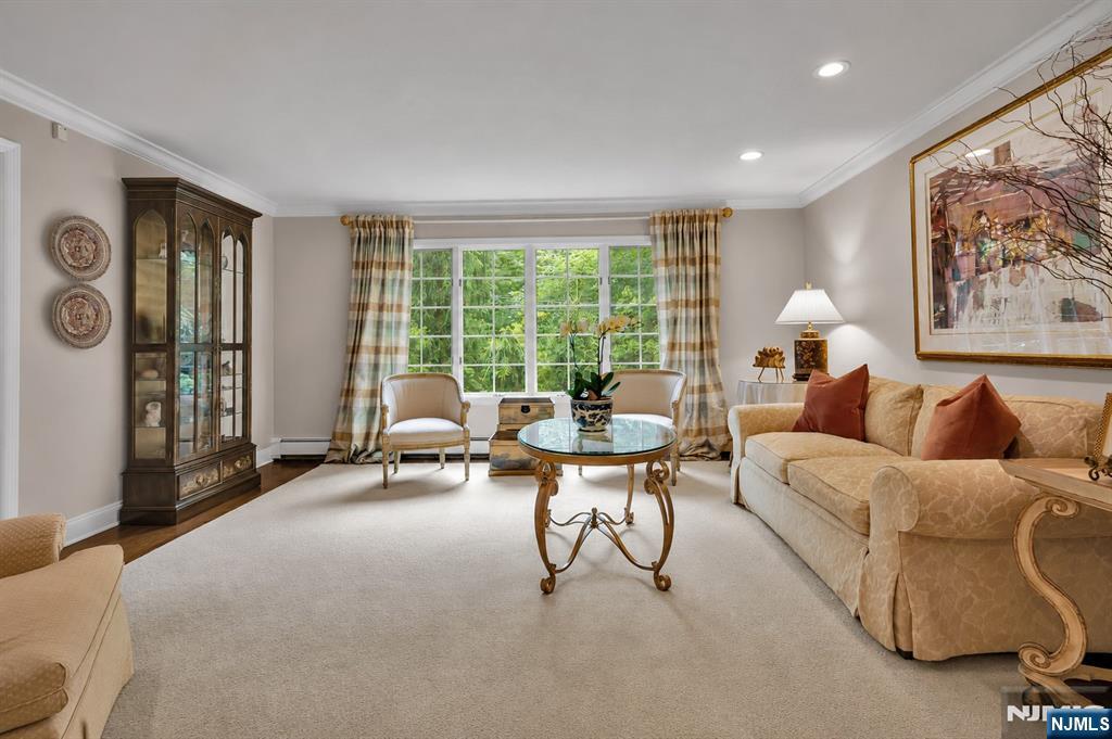 19 Forest Street Property Photo 6