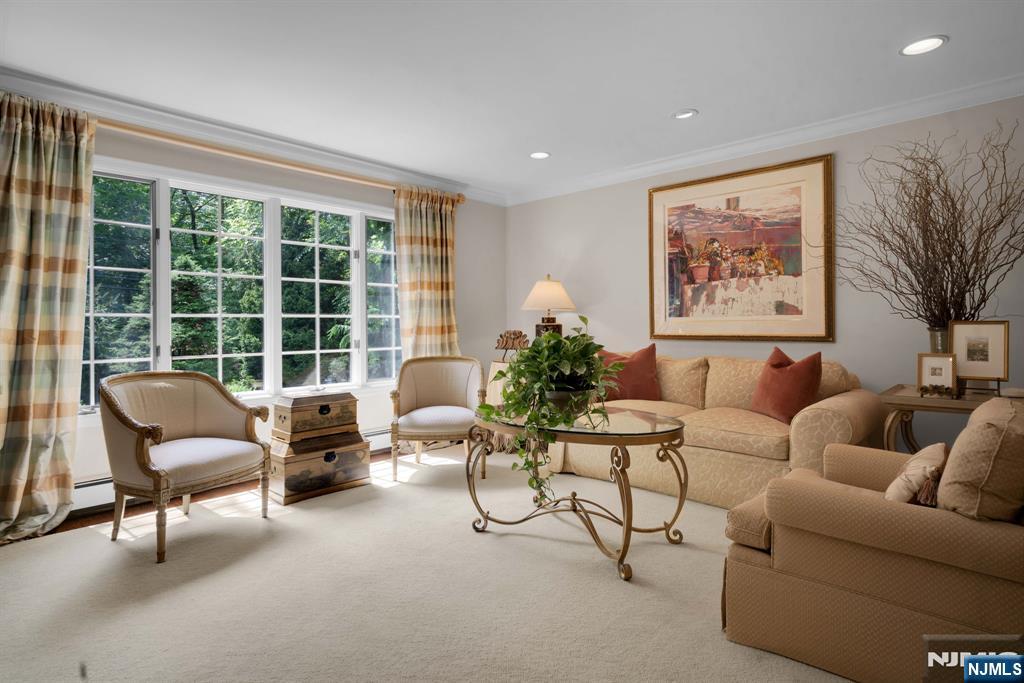 19 Forest Street Property Photo 7