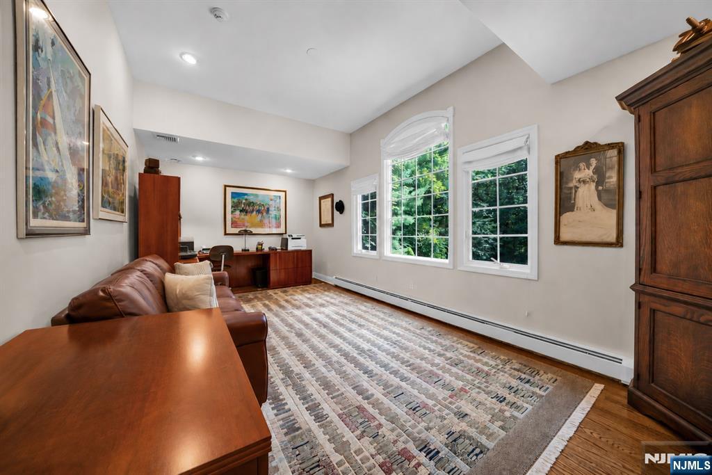 19 Forest Street Property Photo 27
