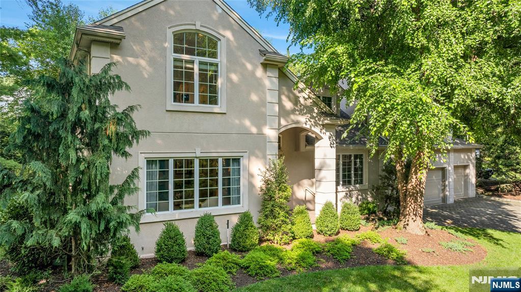 19 Forest Street Property Photo 34