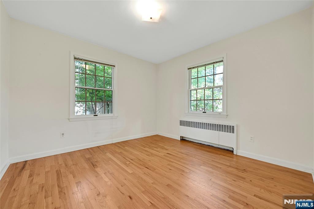12 Leoson Parkway Property Photo 16