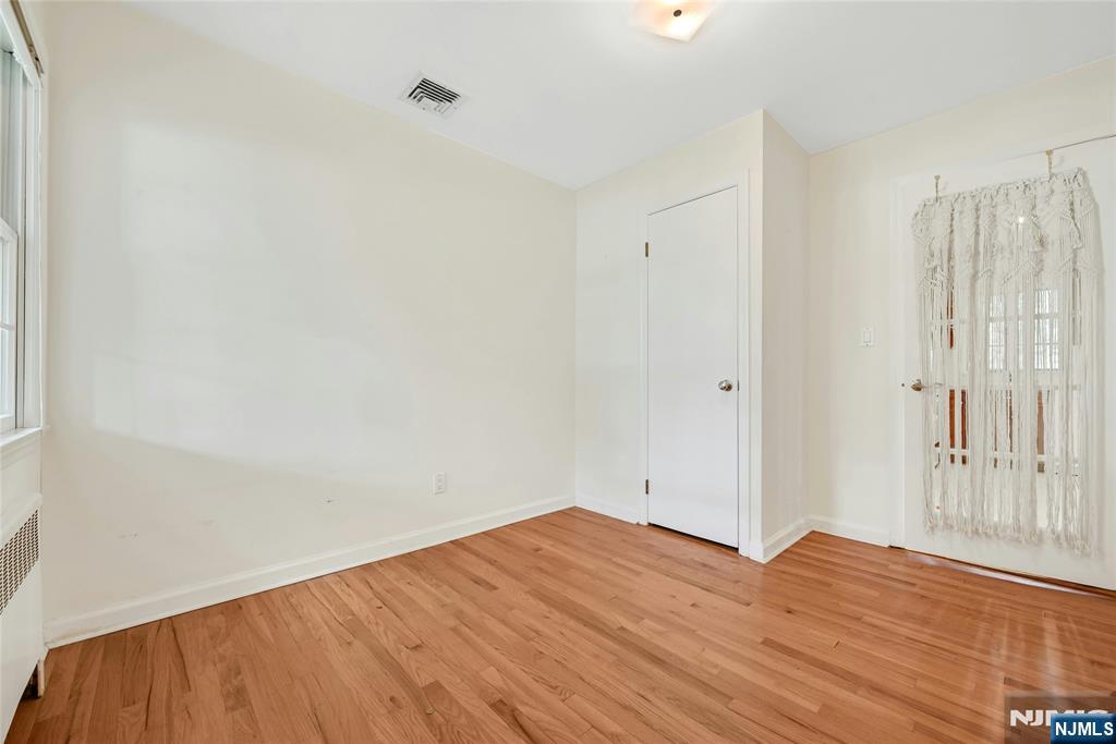 12 Leoson Parkway Property Photo 21