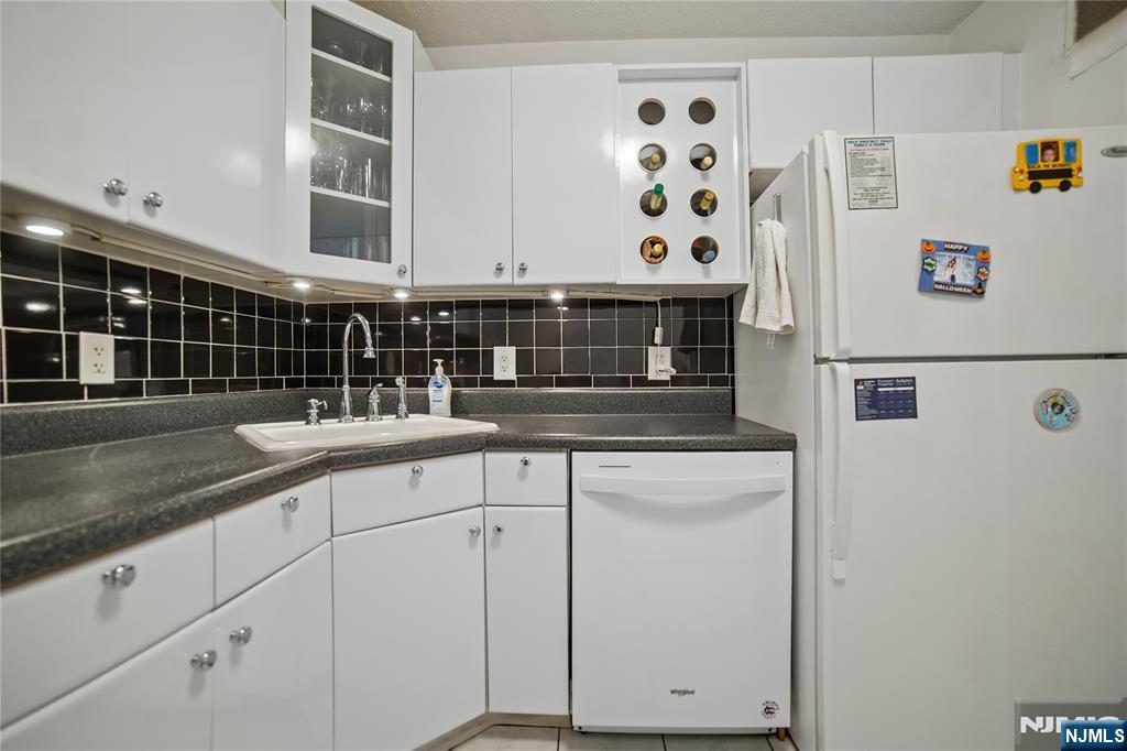 555 North Avenue 21 H Property Photo 4