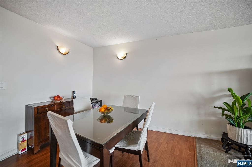 555 North Avenue 21 H Property Photo 9
