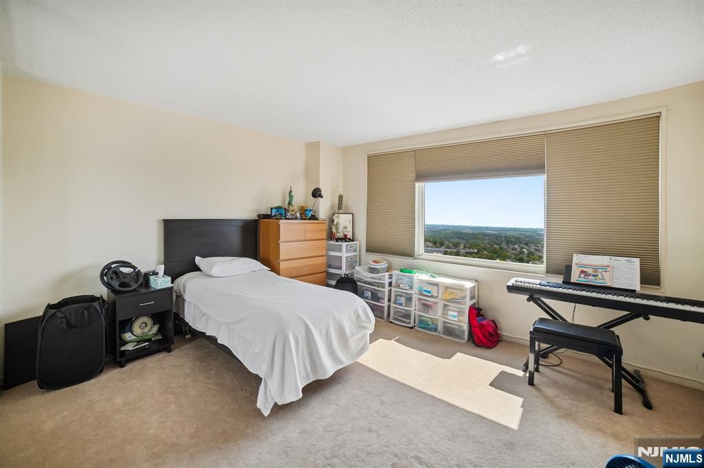 555 North Avenue 21 H Property Photo 10