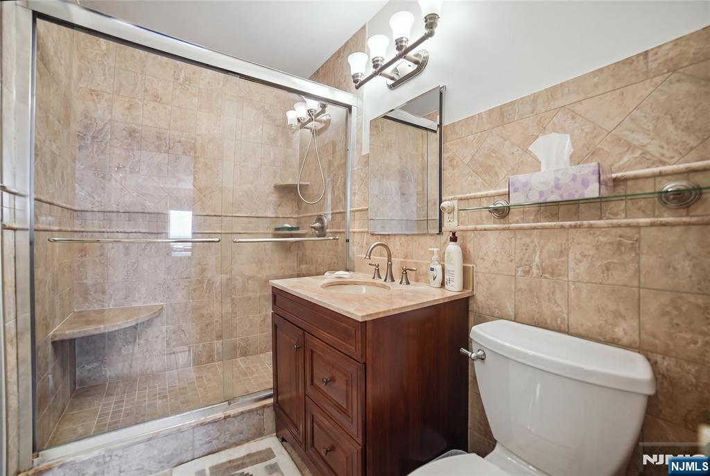 555 North Avenue 21 H Property Photo 15