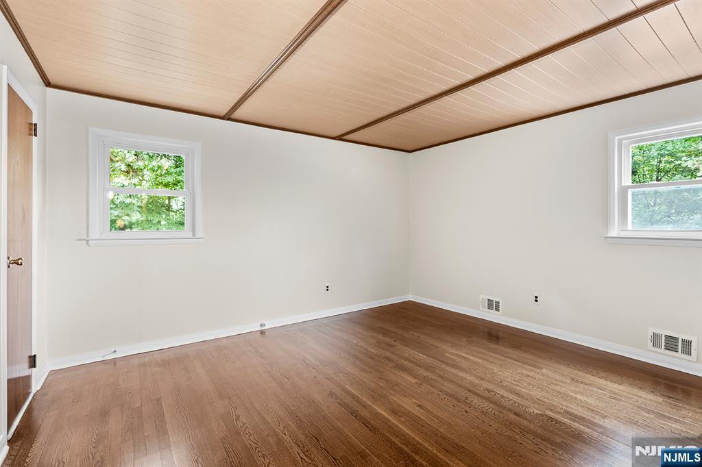 18 Ravine Court Property Photo 8
