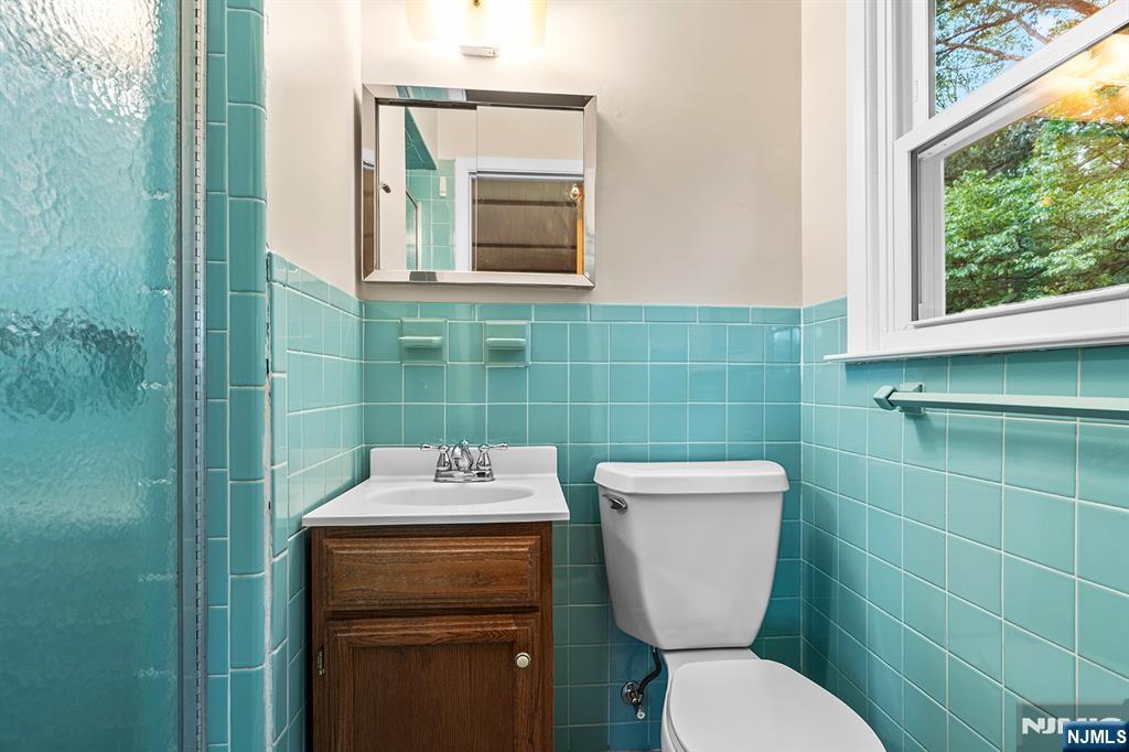 18 Ravine Court Property Photo 10