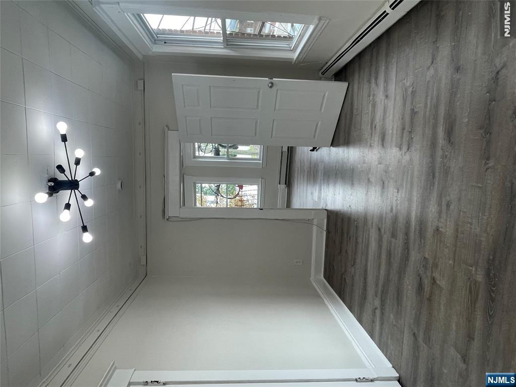14 Hilliard Avenue 5 Property Photo 3