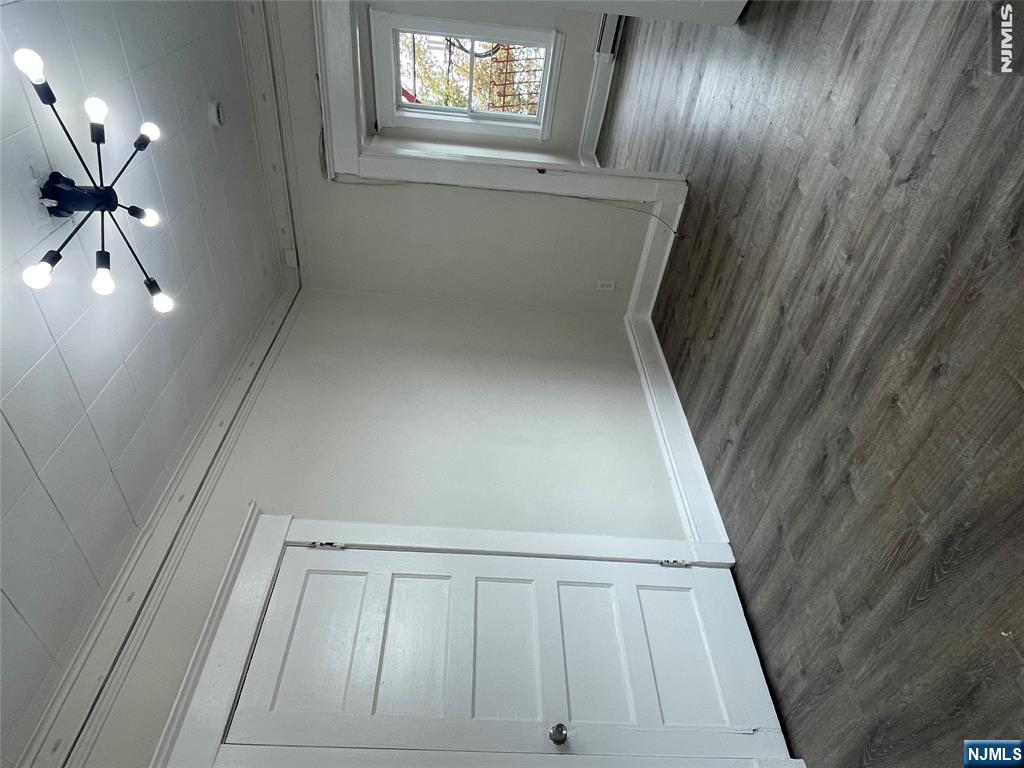 14 Hilliard Avenue 5 Property Photo 7