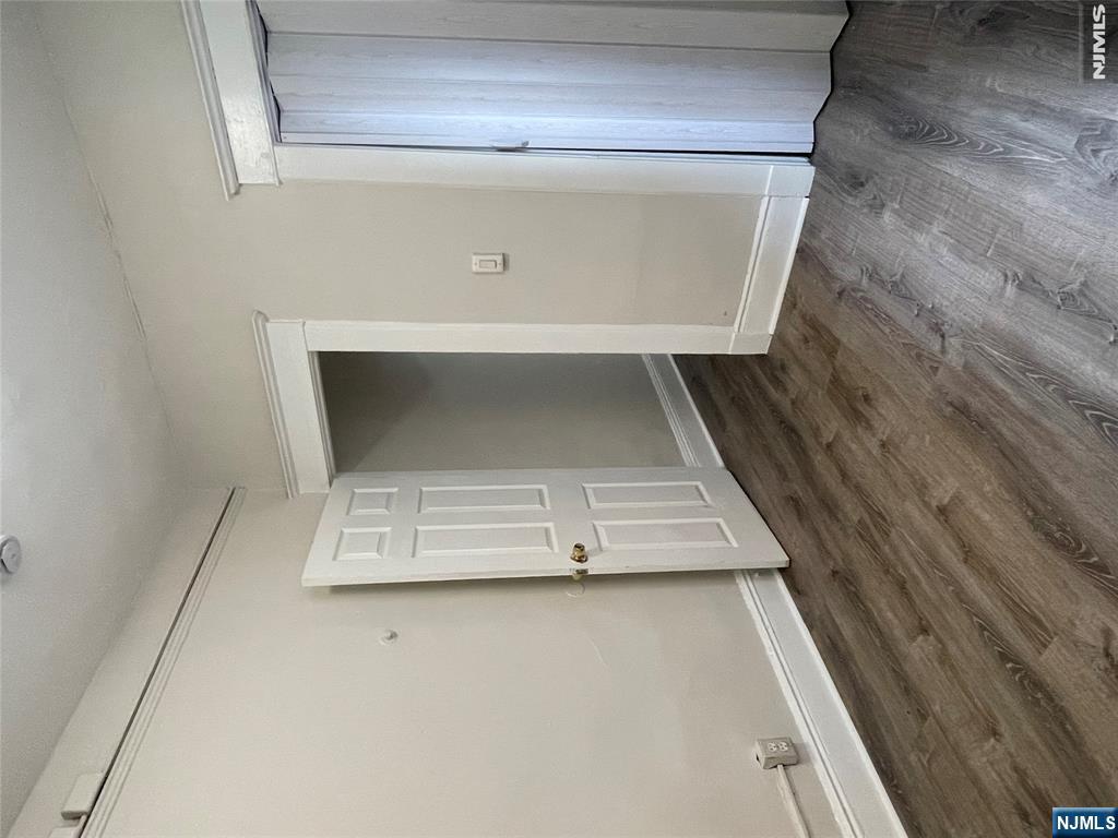 14 Hilliard Avenue 5 Property Photo 10